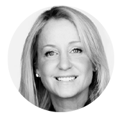 Laura-Pennington-BW-Circle